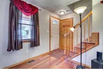 10 Grandview Ave, Burlington, MA 01803 - photo 6