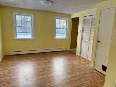 29 Quaker Ln, Barrington, NH 03825 - photo 4