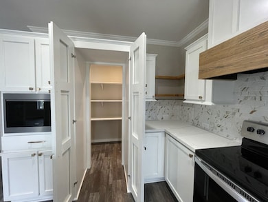 10912 Tall Oak Cir unit 125, Riverview, FL 33569 - photo 5