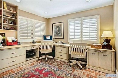 DOWNSTAIRS BEDROOM OR OFFICE