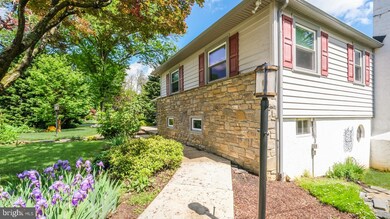 208 Fairhill Rd, Morton, PA 19070 - photo 5