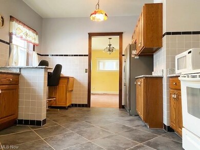 3345 Euclid Heights Blvd, Cleveland, OH 44118 - photo 6