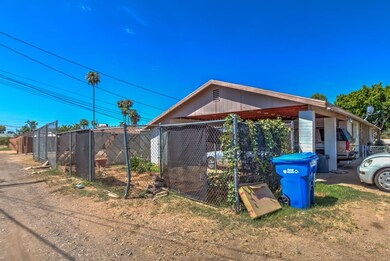 10641 N 17th Dr-4