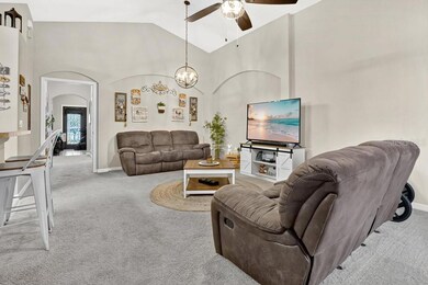 4806 Cumbrian Lakes Dr, Kissimmee, FL 34746 - photo 6