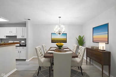 Virtually staged dining room