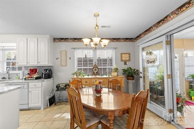 1553 16th Ave NE unit 7, Hickory, NC 28601 - photo 7