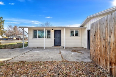 520 Harmon Way, Middleton, ID 83644 - photo 2