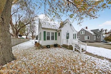 307 Middle St, Archbold, OH 43502 - photo 4