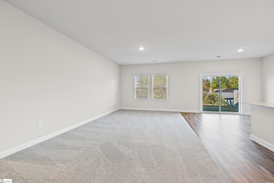 628 Grays Creek Rd, Spartanburg, SC 29303 - photo 3