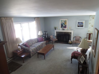 56 Marlboro Rd, Delmar, NY 12054 - photo 4