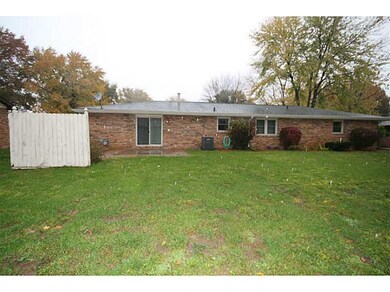 4525 Chapel Dr, Columbus, IN 47203 - photo 6