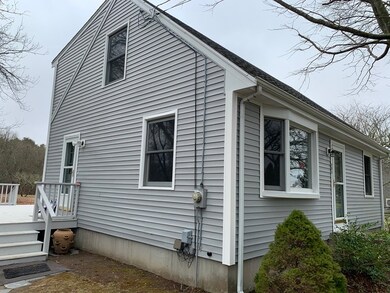 706 Russells Mills Rd, South Dartmouth, MA 02748 - photo 2