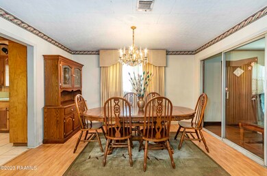 Dining Area 2