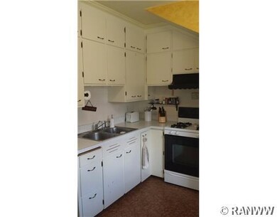 1217 5th Ave E, Menomonie, WI 54751 - photo 3