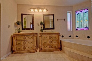 Master Bath incl 2 Cabinet Vanities.....