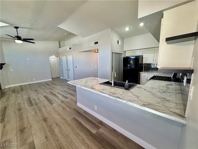 4821 Black Bear Rd unit 203, Las Vegas, NV 89149 - photo 7