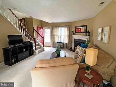 33 Parkview Cir, Southampton, PA 18966 - photo 4