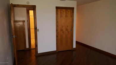 633 Mckinley St unit 103, Hazleton, PA 18201 - photo 5