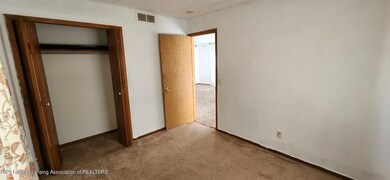 3241 Stabler St, Lansing, MI 48910 - photo 4