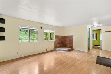 6-web-or-mls-DB100006-HDR