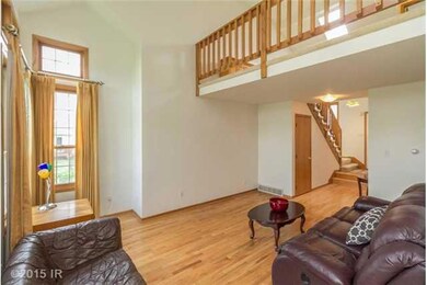 2424 81st Cir, Urbandale, IA 50322 - photo 3