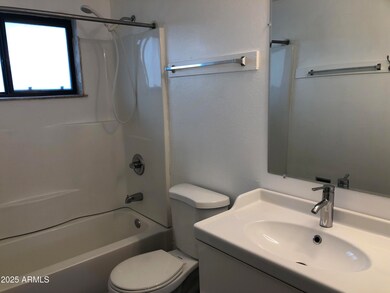 2015 S Granada Dr unit 3, Tempe, AZ 85282 - photo 4