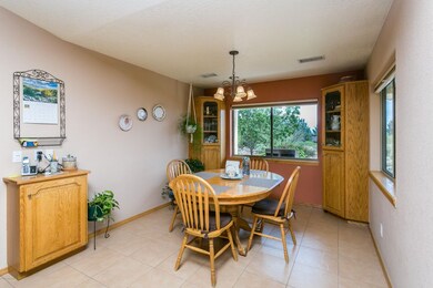 007_Dining Room