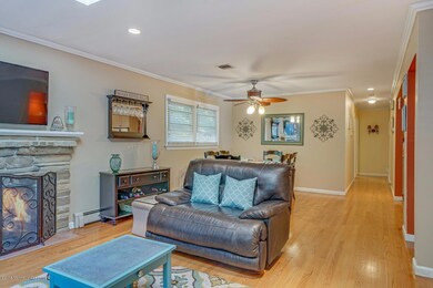 516 Glenmere Ave Neptune City-large-012-