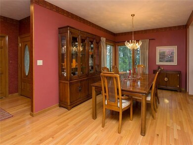 Large dining room perfect for the holiday gatherin