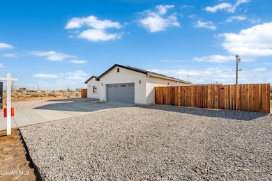 8624 Forest Ave, California City, CA 93505 - photo 4