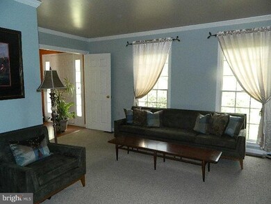 137 Prides Crossing, Shenandoah Junction, WV 25442 - photo 6