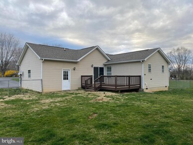 452 Morgan St, Inwood, WV 25428 - photo 3