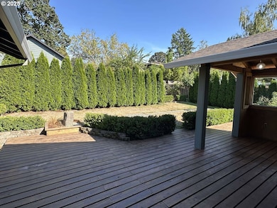 10854 SW 61st Ave, Portland, OR 97219 - photo 4