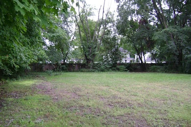 712 Maple St, Niles, MI 49120 - photo 4