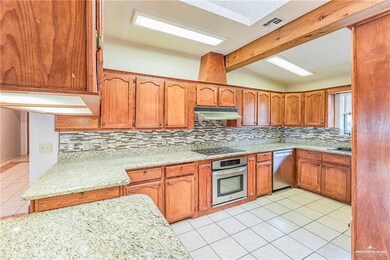 835 Nada Dr, Alamo, TX 78516 - photo 2