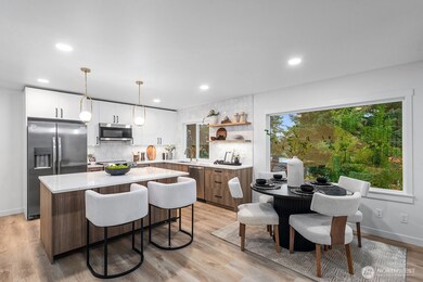 10813 24th Ave NE, Seattle, WA 98125 - photo 5