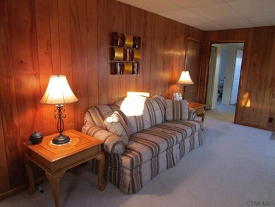 1989 Mount View Dr, Johnstown, PA 15905 - photo 2