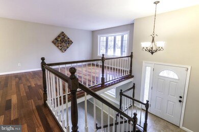 1226 Sandalwood Rd, Harwood, MD 20776 - photo 4