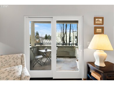 2024 SW Howards Way unit 405, Portland, OR 97201 - photo 6