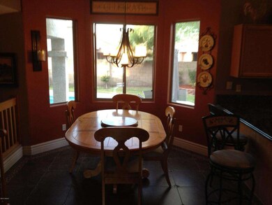 Eat-in Kitchen