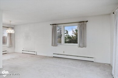 05-Living Room_MAX2629