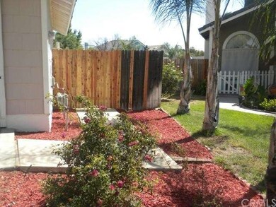 SIDE YARD