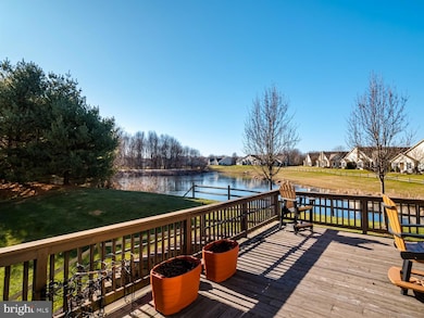 811 Persimmon Ln, Langhorne, PA 19047 - photo 4