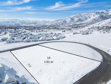 19-1652 N Cambridge Dr, Lot 14, Midway,