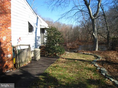 305 Laurel Landing, Lindenwold, NJ 08021 - photo 7