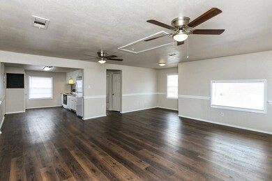 419 Hallvale Dr, Fort Worth, TX 76108 - photo 7