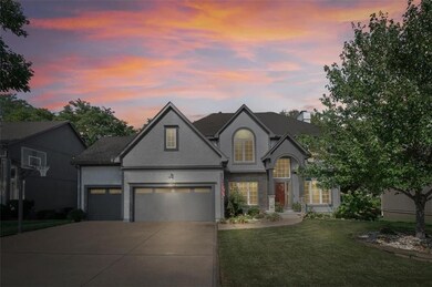 5808 NE Coral Dr, Lees Summit, MO 64064 - photo 2