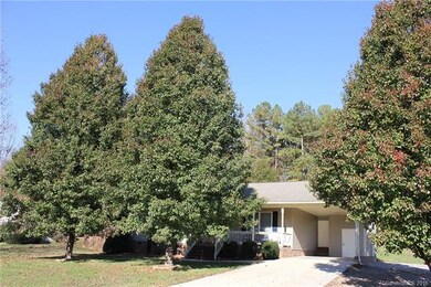 135 Yadkin River Rd, Statesville, NC 28625 - photo 3