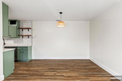 623 Schuyler Ave unit 104, Lyndhurst, NJ 07071 - photo 4