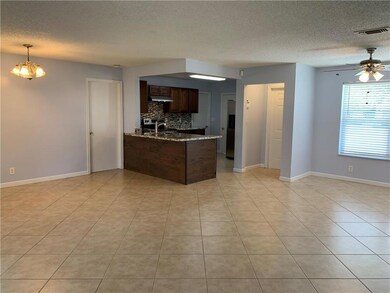 9481 Richmond Cir, Boca Raton, FL 33434 - photo 2